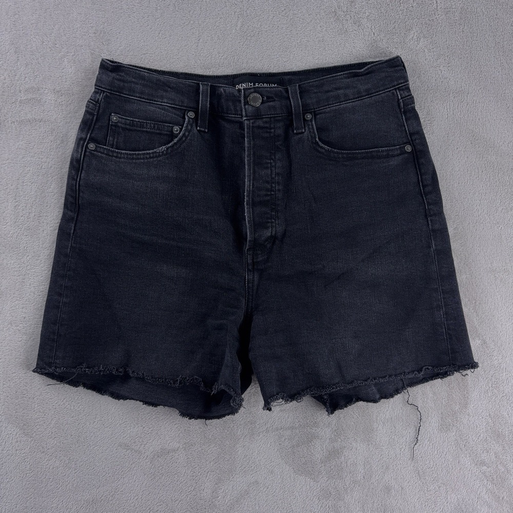 Denim Forum 90s Arlo‎ Mid Thigh Shorts Womens Size 31 Black Denim Raw Hem